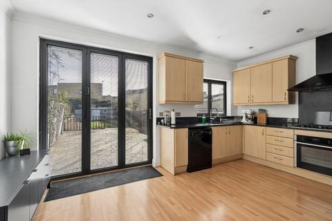 4 bedroom semi-detached house for sale, Holmwood Close, North Harrow HA2