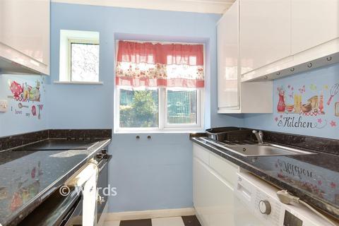 undefined, Vale Drive, Chatham, Kent