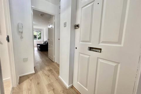 1 bedroom flat to rent, Rickmansworth Road, Hertfordshire WD18