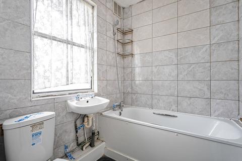 2 bedroom apartment for sale, High Street, Thornton Heath, CR7