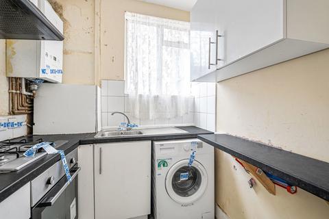2 bedroom apartment for sale, High Street, Thornton Heath, CR7