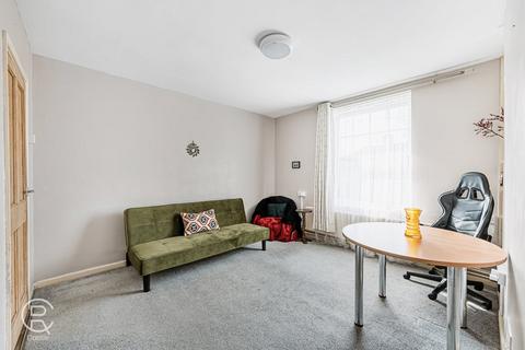 1 bedroom flat for sale, Greatdown Road , Hanwell, London, W7