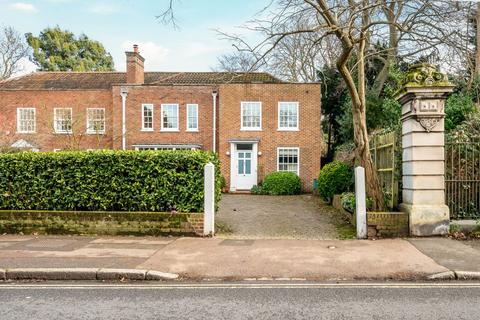 undefined, College Road, Dulwich Village, SE21