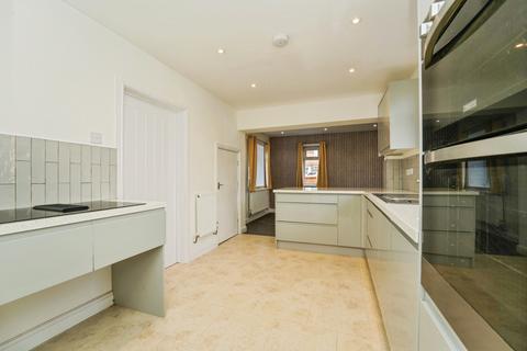 undefined, Lime Avenue, Worcester, Worcestershire, WR4