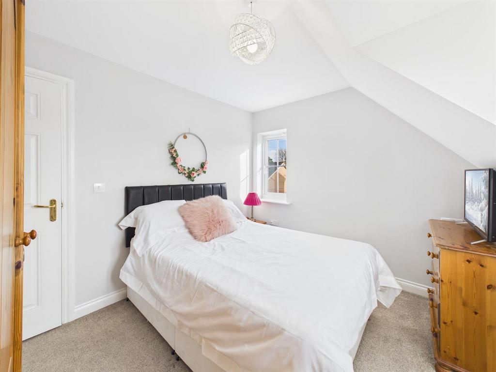 Bedroom: