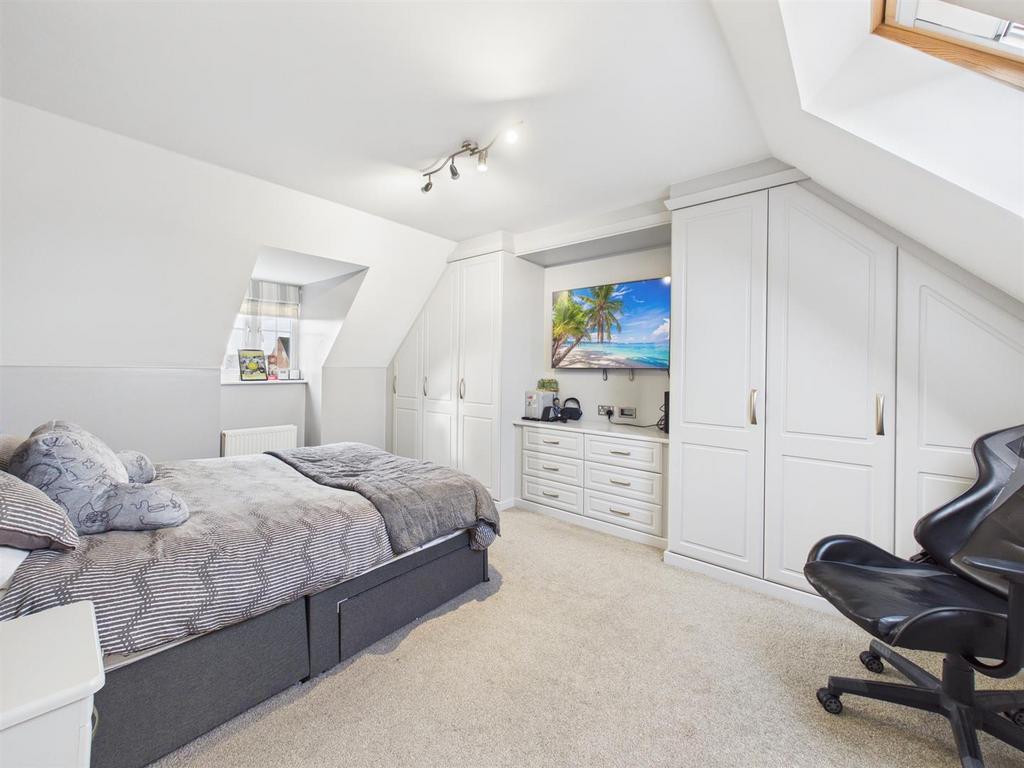 Bedroom: