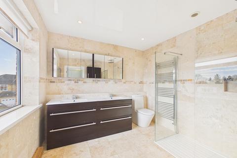 4 bedroom semi-detached house for sale, Kingsley Avenue, Melton Park, Gosforth, NE3