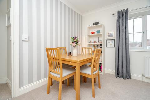 2 bedroom apartment for sale, Walden Croft, Simpson, Milton Keynes, MK6
