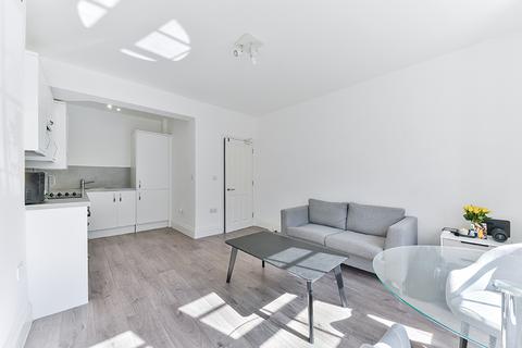 1 bedroom apartment to rent, The Waterloo Estate, Waterloo London SE1