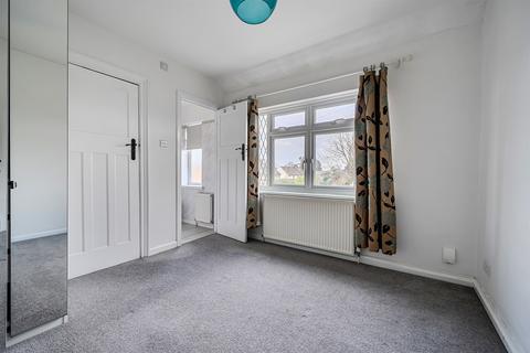 undefined, Woodcote Way, Caversham, Reading, RG4