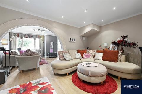 undefined, Berkeley Avenue, Greenford, Middlesex, UB6