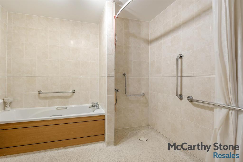 8680374-interior04.jpg