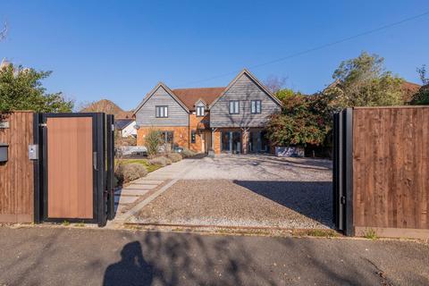 undefined, Cox Green Lane, Maidenhead SL6