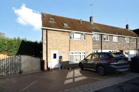 undefined, Worlds End Lane, Enfield, EN2