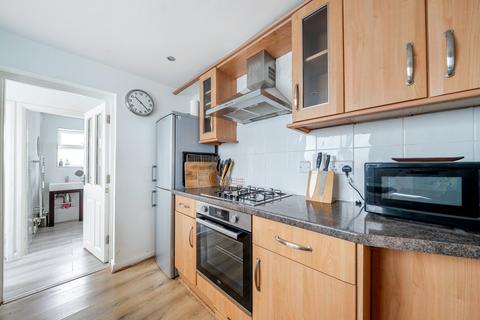 3 bedroom house to rent, Sangley Road, London, SE6