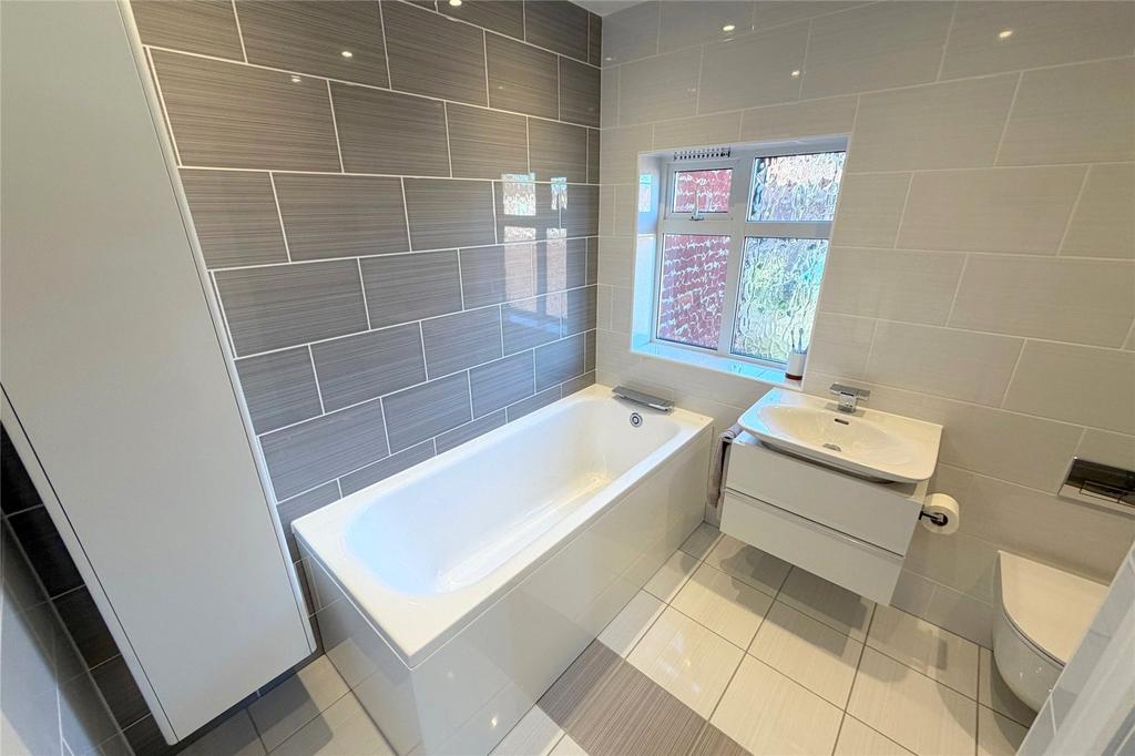 Bathroom/Wc