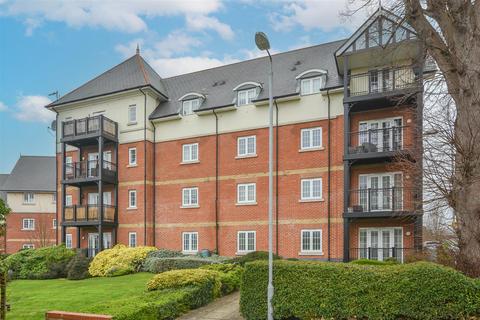 2 bedroom apartment for sale, Milan Walk, Brentwood