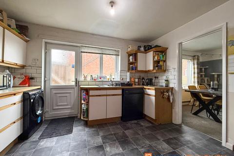 3 bedroom detached house for sale, Kingsway, Balderton NG24