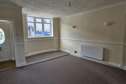 3 bedroom terraced house to rent, Nelson Avenue, Portsmouth PO2
