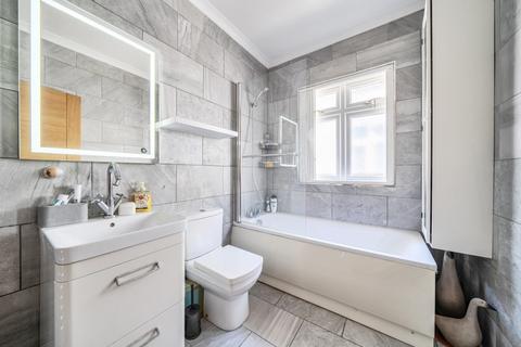 2 bedroom detached bungalow for sale, Woodcock Dell Avenue, Kenton, HA3 0PW