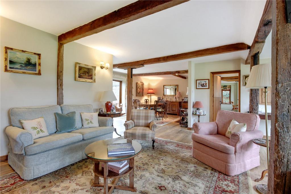 Sitting/Dining Room