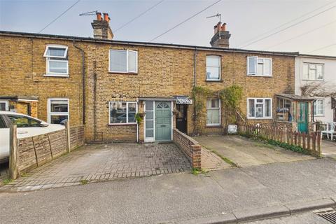 2 bedroom terraced house to rent, Cordwallis Road, Maidenhead, Berkshire, SL6