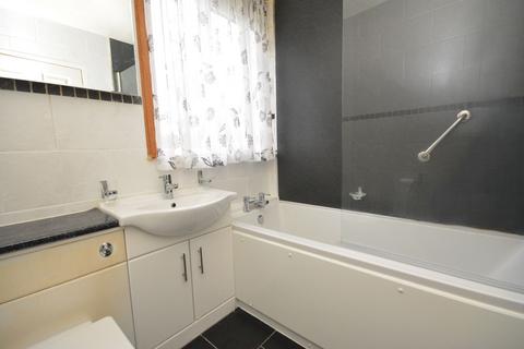 undefined, Ladeside Crescent, Stenhousemuir, FK5