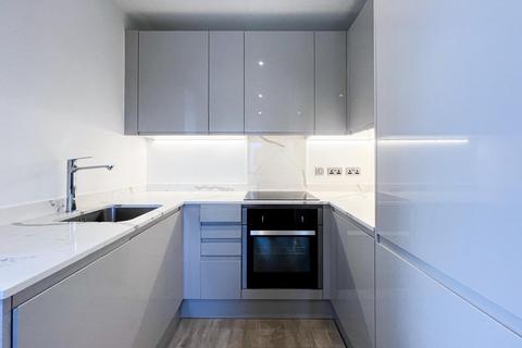 1 bedroom apartment to rent, at Nationwide, Apartment 805, 55, Queen Street M3