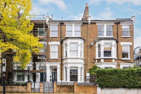 2 bedroom flat to rent, Lena Gardens, London W6