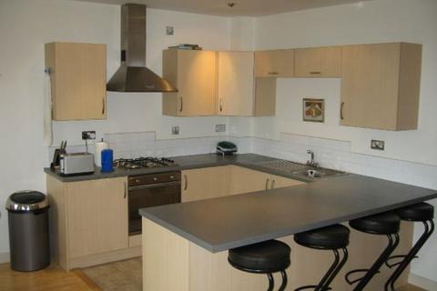 2 bedroom flat to rent, Wharf Road, Nottingham NG7
