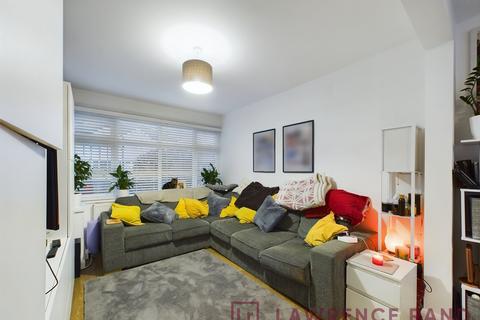 undefined, Fairholme Crescent, Hayes, UB4