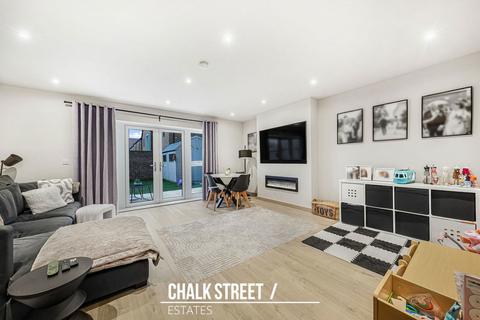 undefined, Ratten Close, Hornchurch, RM12