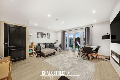 undefined, Ratten Close, Hornchurch, RM12