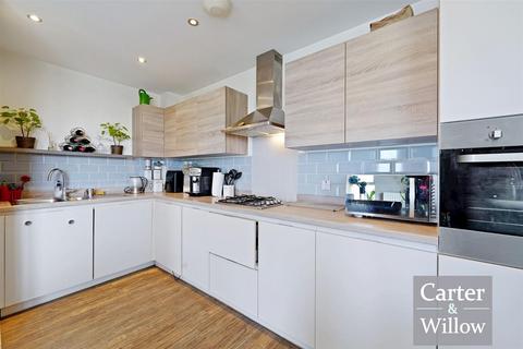2 bedroom apartment for sale, Sandy House, 1 Sackett Road, Essex