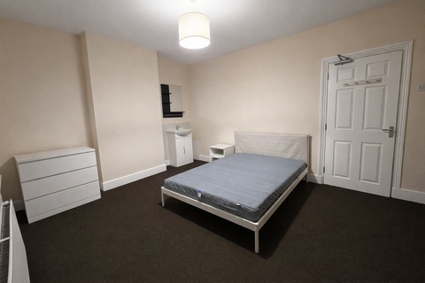 1 bedroom flat to rent, Davidson Road, Croydon, CR0