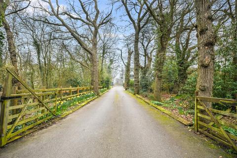 3 bedroom detached house for sale, East Hanningfield Road, Sandon
