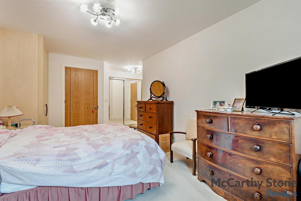 8679093-interior08-800.jpg