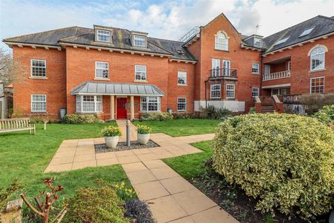undefined, Potters Place, Horsham