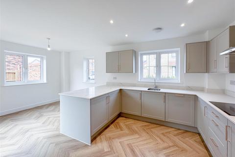 4 bedroom detached house for sale, Rosemary Gardens, Kennett