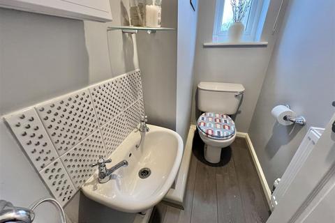 3 bedroom semi-detached house for sale, Darrowby Drive, Darlington