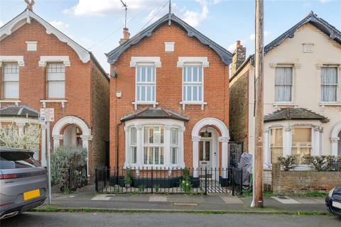undefined, Caversham Road, Kingston Upon Thames, KT1