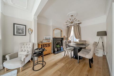 undefined, Caversham Road, Kingston Upon Thames, KT1