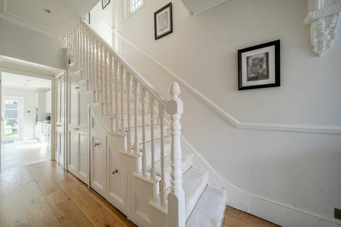 undefined, Caversham Road, Kingston Upon Thames, KT1
