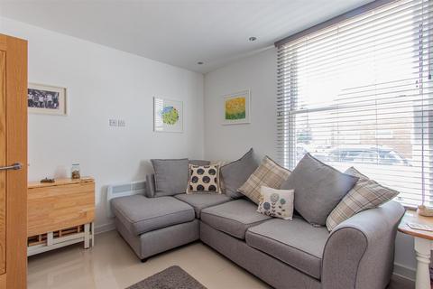 undefined, Severn Road, Cardiff CF11