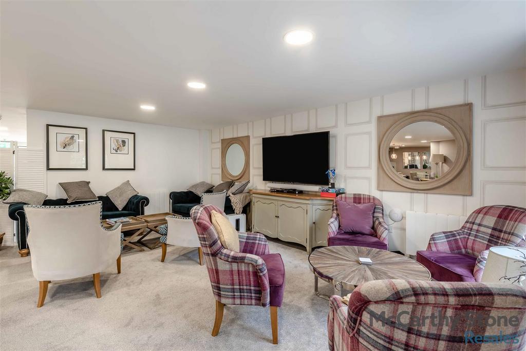 8680162-interior26.jpg