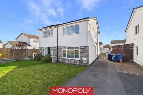 undefined, Ffordd Celyn, Denbigh LL16