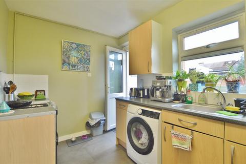 undefined, Staunton Road, Slough