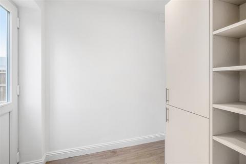 3 bedroom detached house to rent, Elizabeth Gate, Long Sutton