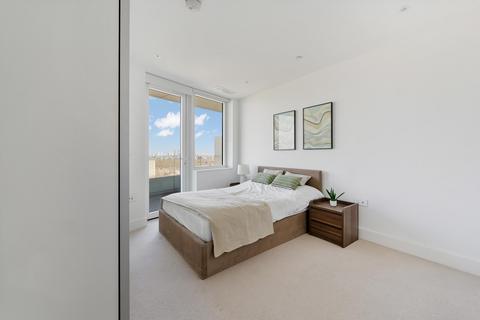 2 bedroom flat to rent, Lombard Road, London SW11