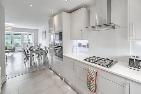 3 bedroom semi-detached house for sale, Blackamoor Lane, Maidenhead